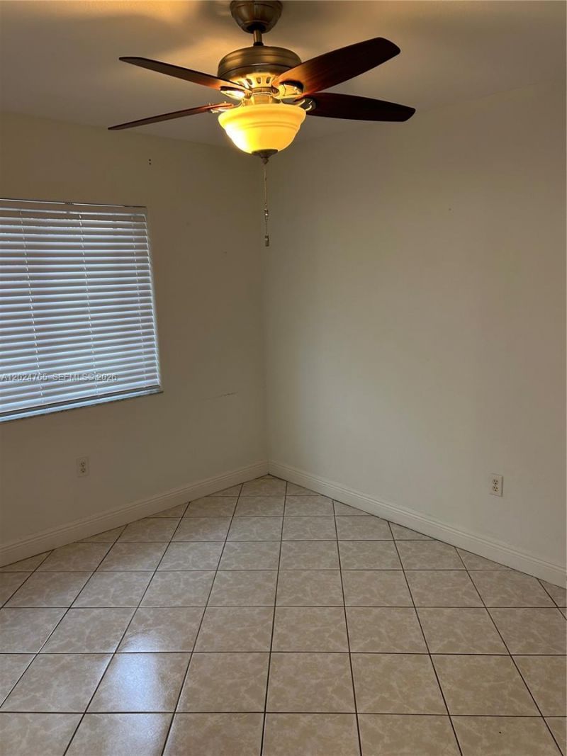 10919 W Okeechobee Rd , Unit 101, Hialeah Gardens, FL 33018 Photo