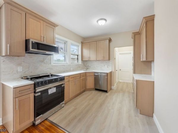 49 Caldwell Pl, Unit 3, Springfield, NJ 07081
