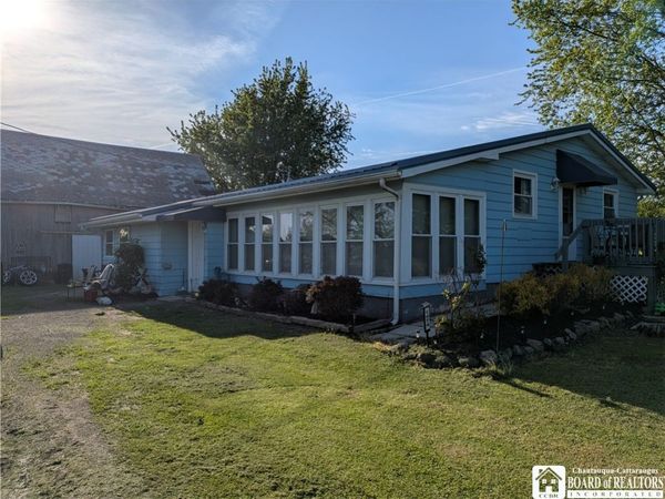 1474 Marshall Road, Lyndonville, NY 14098
