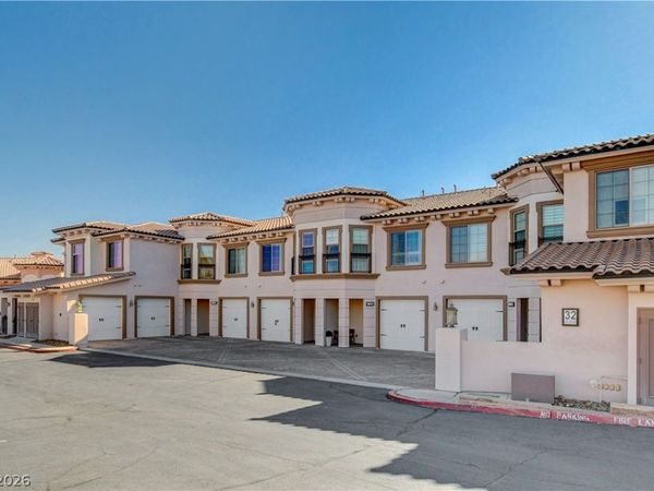 32 Via Vasari , Unit 103, Henderson, NV 89011