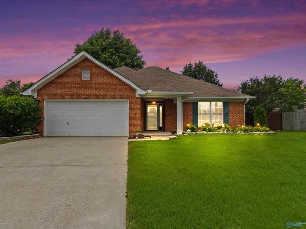 2614 Quail Ridge Lane SW, Huntsville, AL 35803