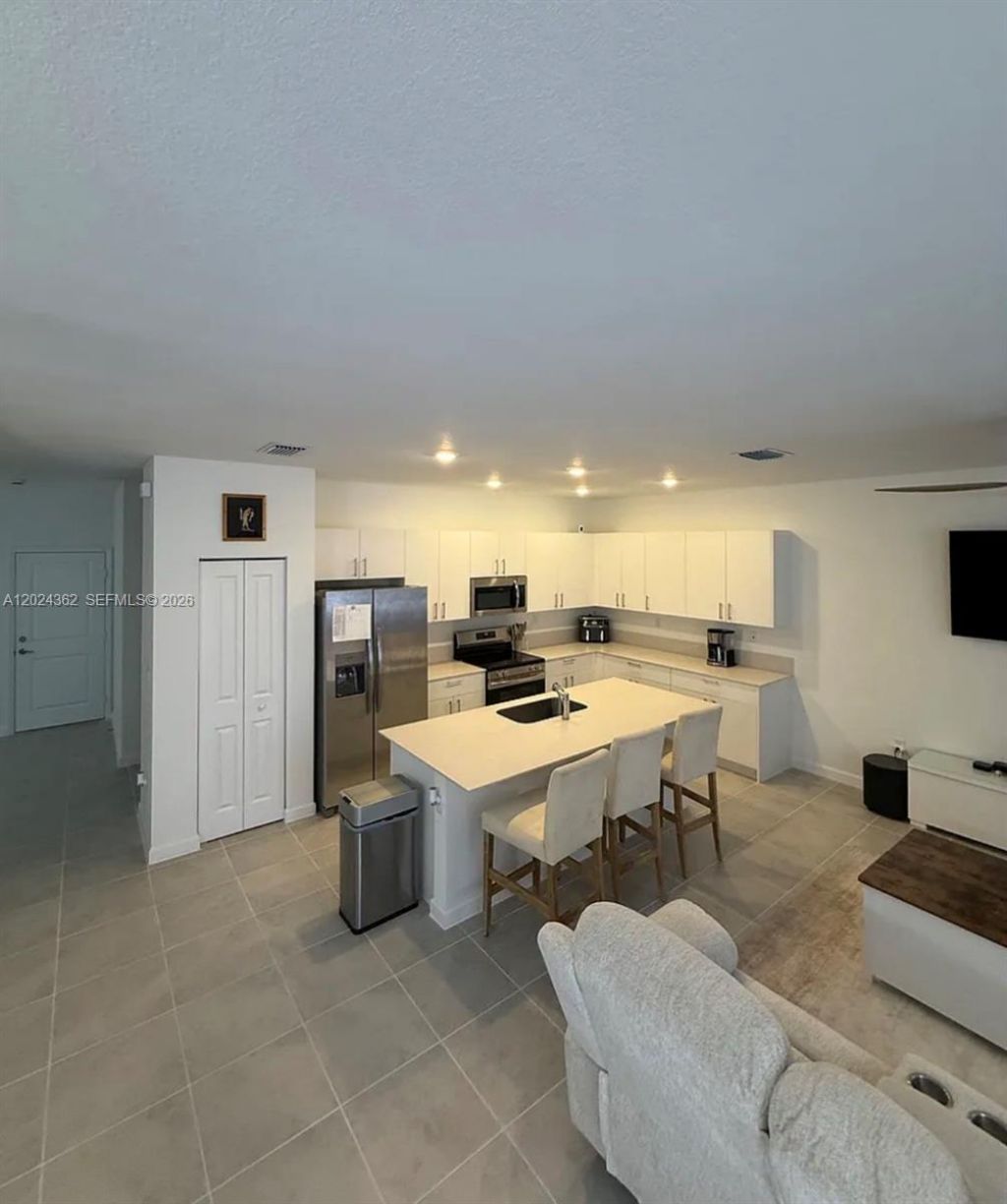 2584 SE 25th Ct , Homestead, FL 33035 Photo