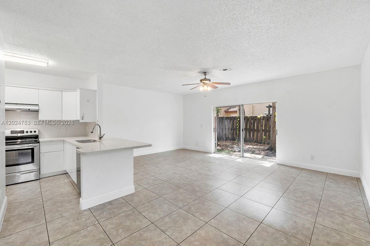 16035 Emerald Cove Rd , Weston, FL 33331 Photo