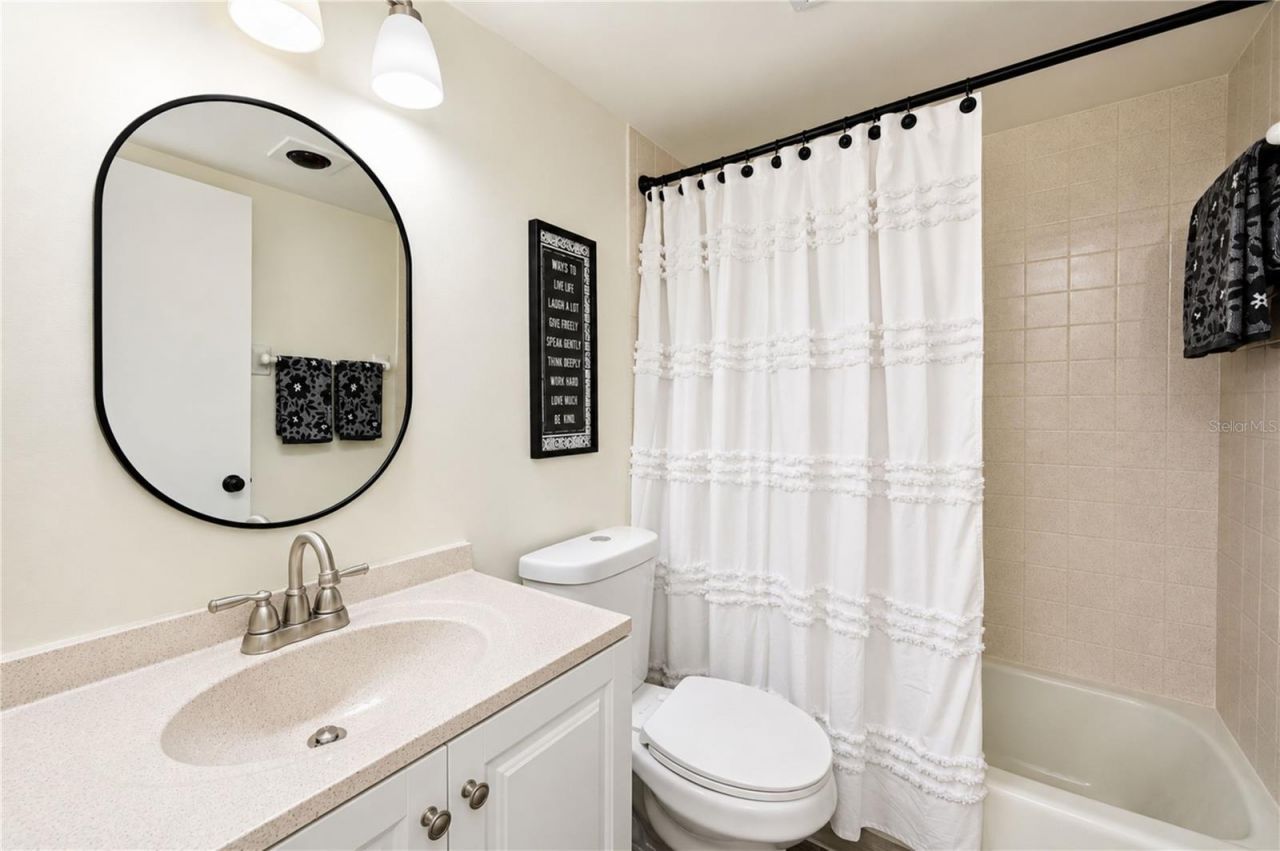 4853 Independence Drive, Bradenton, FL 34210 Photo