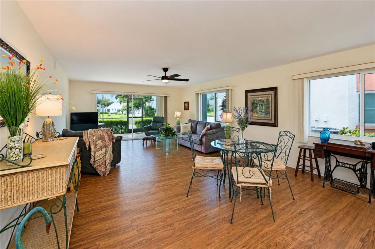 4853 Independence Drive, Bradenton, FL 34210 Photo
