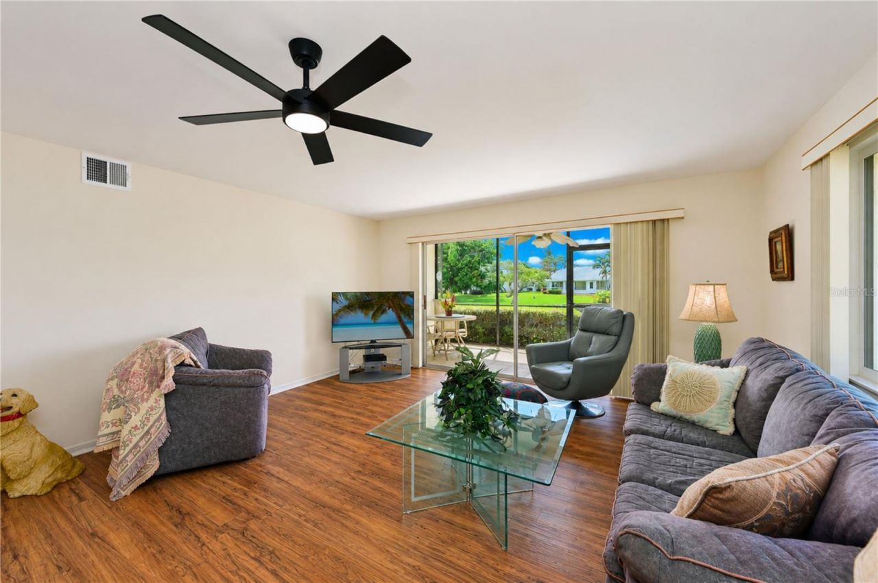 4853 Independence Drive, Bradenton, FL 34210 Photo