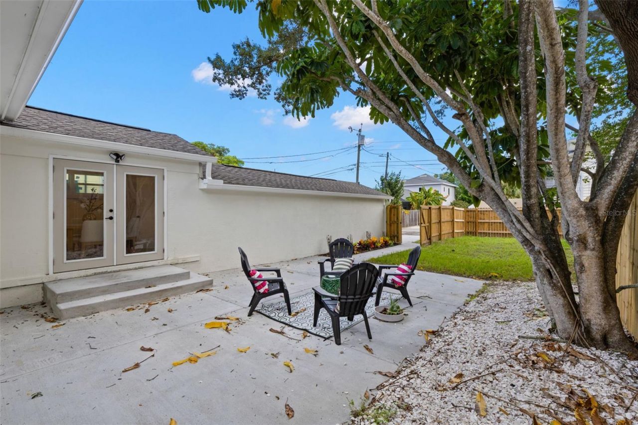 1211 16th Avenue N, Saint Petersburg, FL 33704 Photo