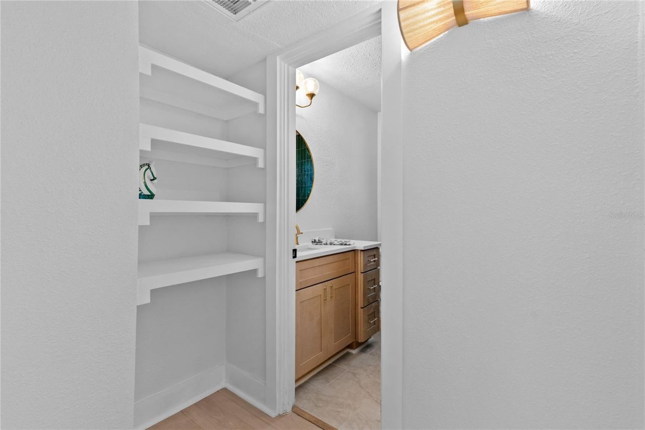 1211 16th Avenue N, Saint Petersburg, FL 33704 Photo
