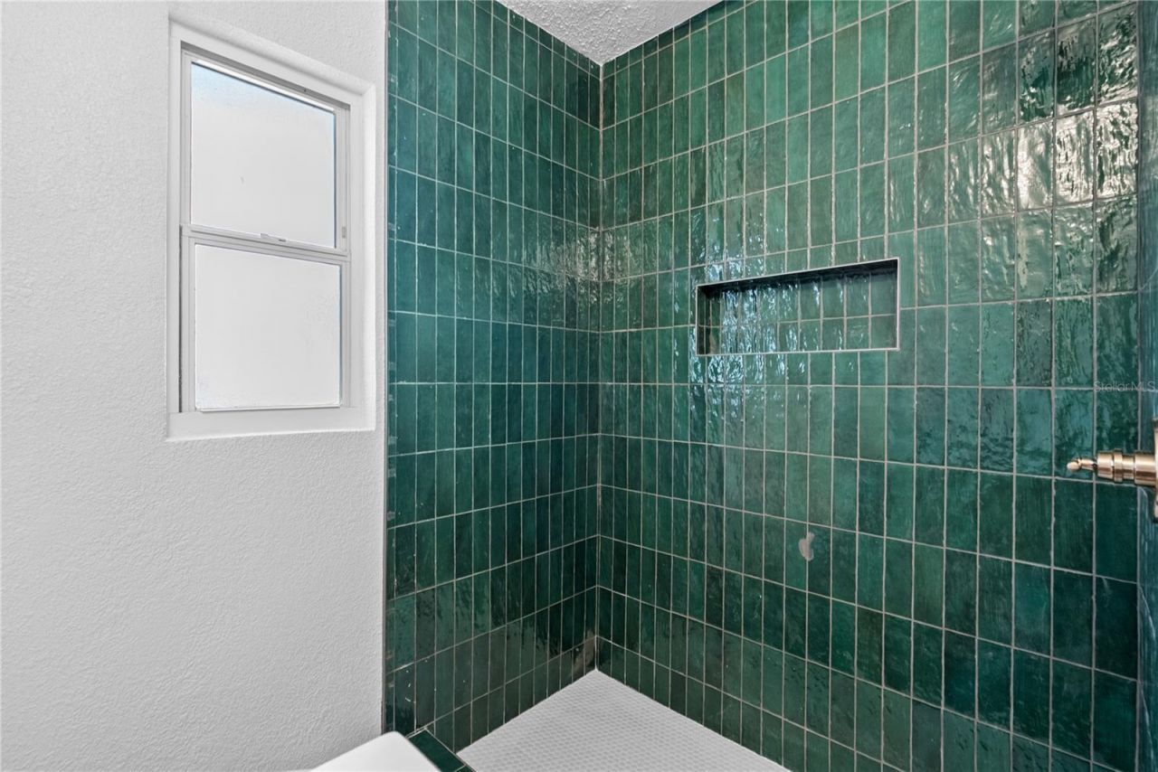 1211 16th Avenue N, Saint Petersburg, FL 33704 Photo