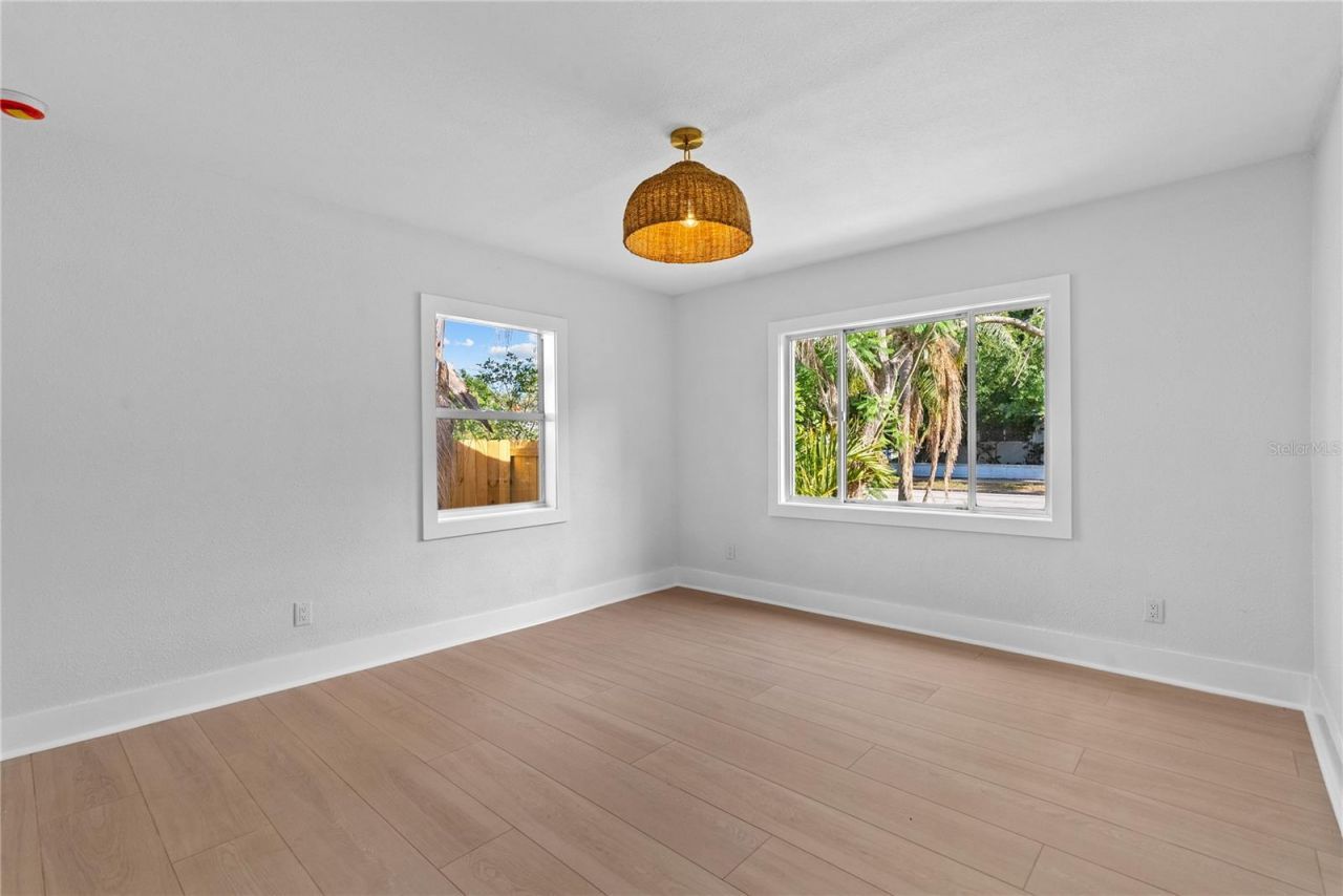 1211 16th Avenue N, Saint Petersburg, FL 33704 Photo