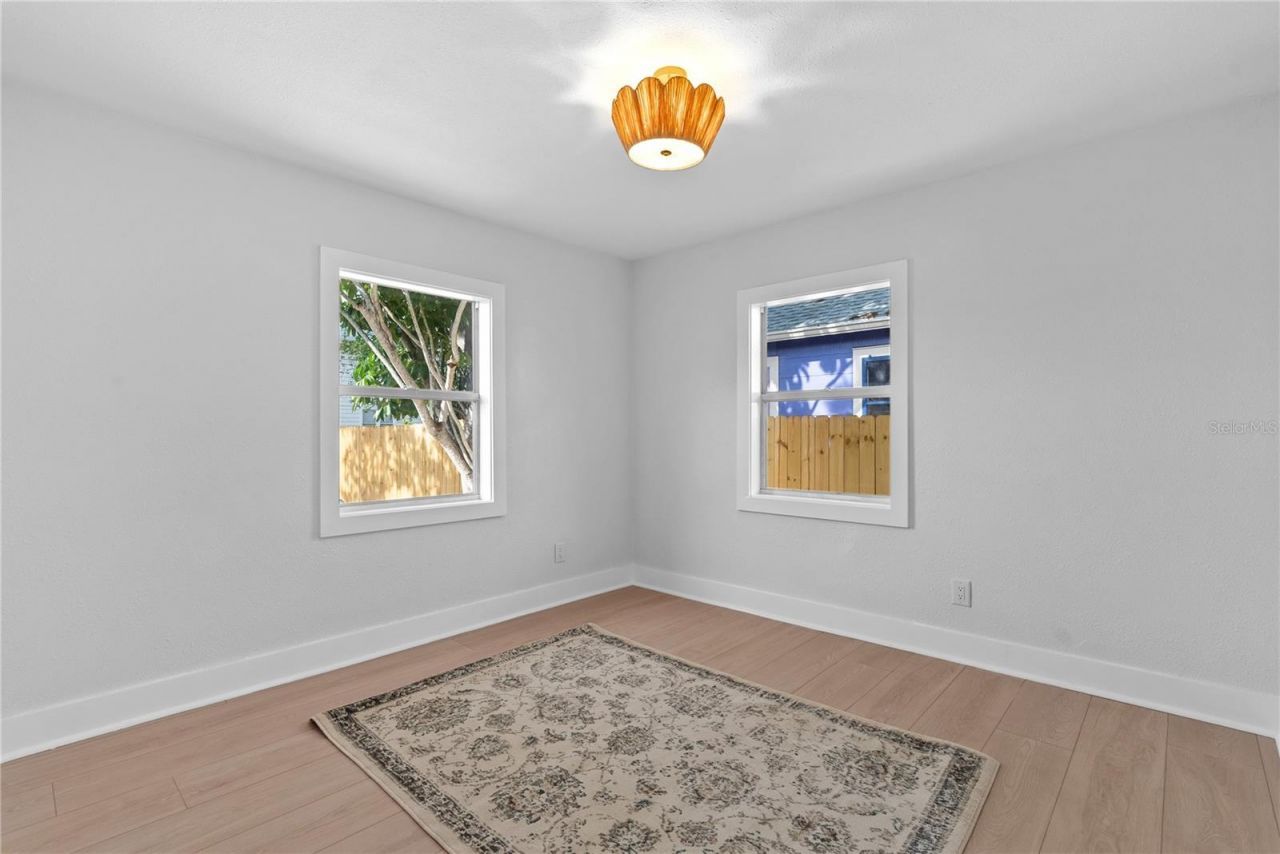 1211 16th Avenue N, Saint Petersburg, FL 33704 Photo