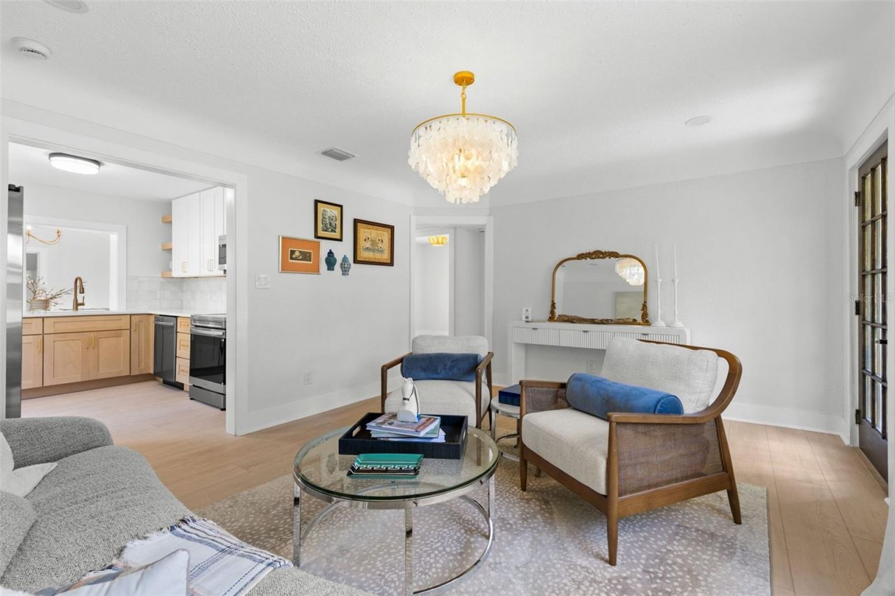1211 16th Avenue N, Saint Petersburg, FL 33704 Photo