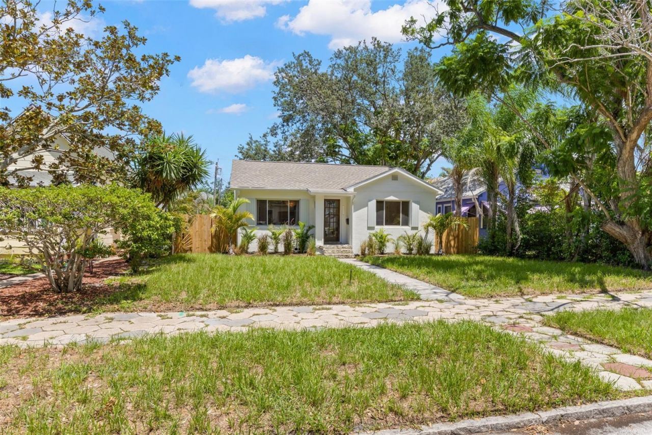 1211 16th Avenue N, Saint Petersburg, FL 33704 Photo