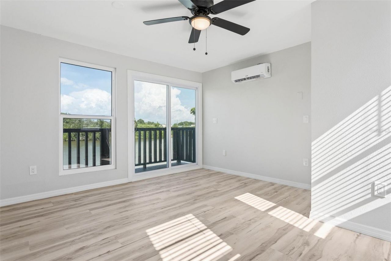1220 Stover Court , Holiday, FL 34691 Photo