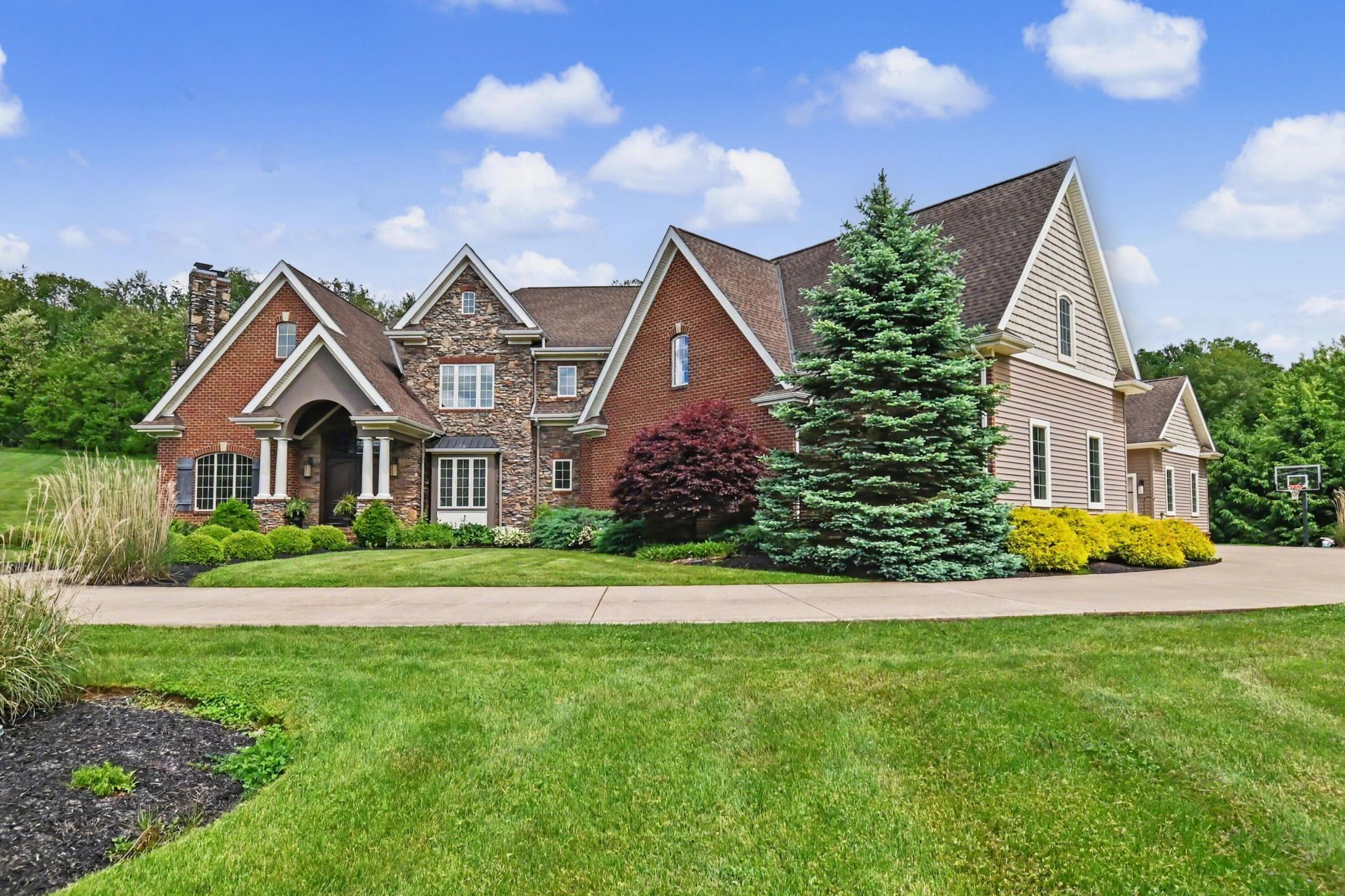 1524 Charolais Drive , Mansfield, OH 44903 Main Photo