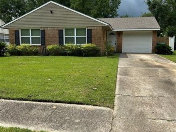 221 MARTIN Lane, Slidell, LA 70458