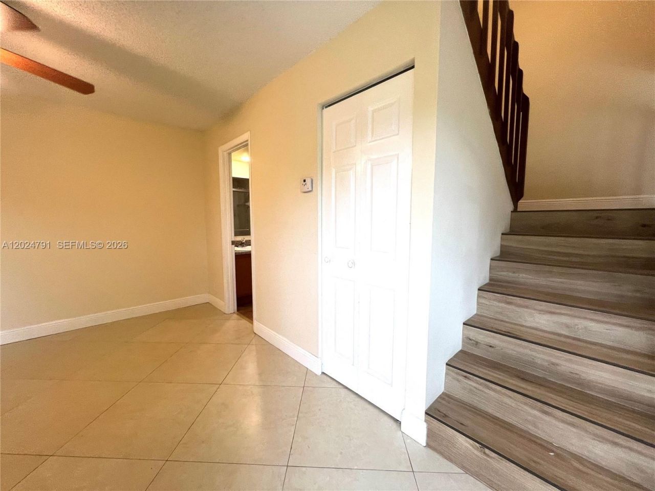 246 Woodland Rd , Unit 246, Palm Springs, FL 33461 Photo