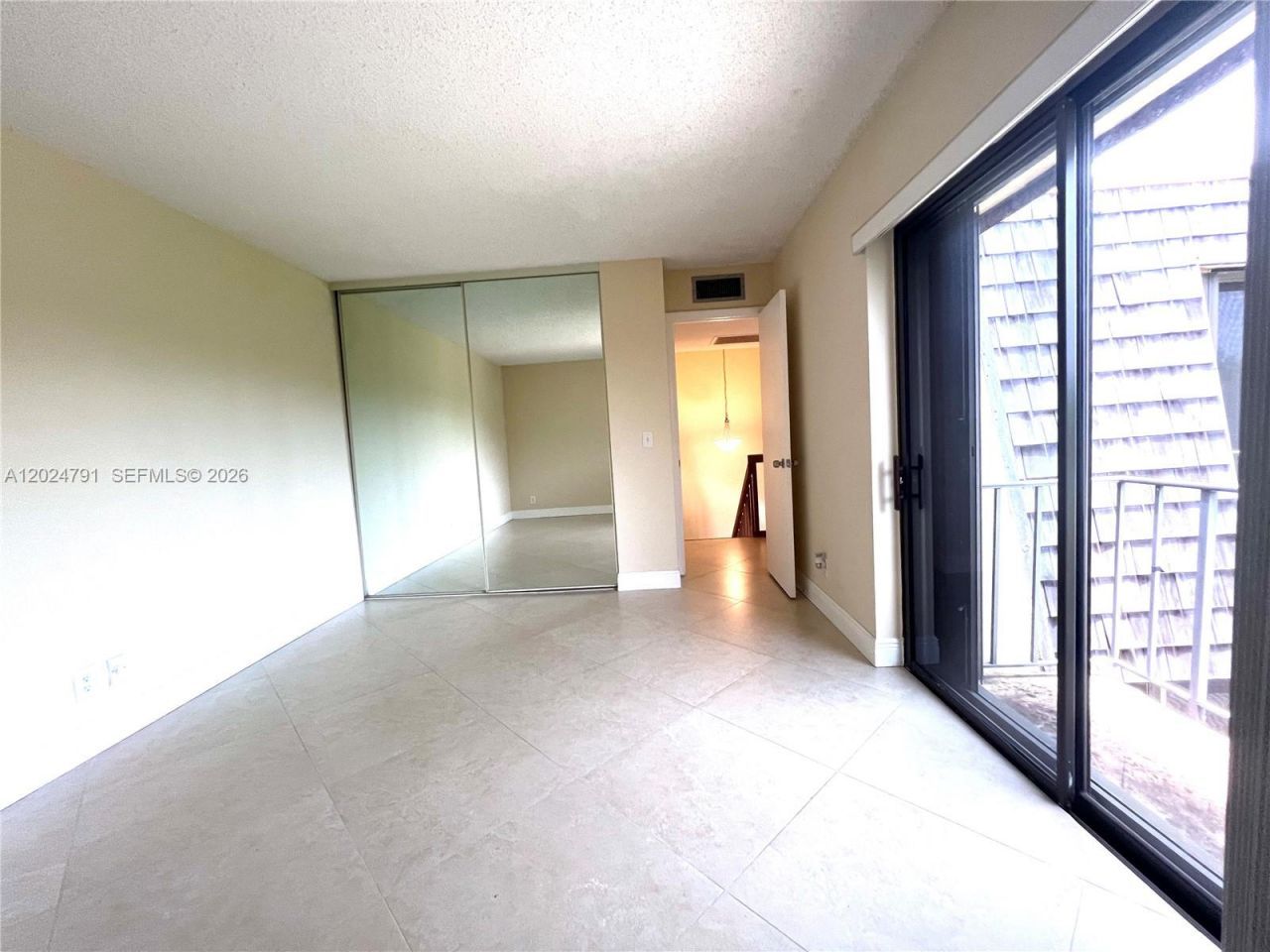 246 Woodland Rd , Unit 246, Palm Springs, FL 33461 Photo