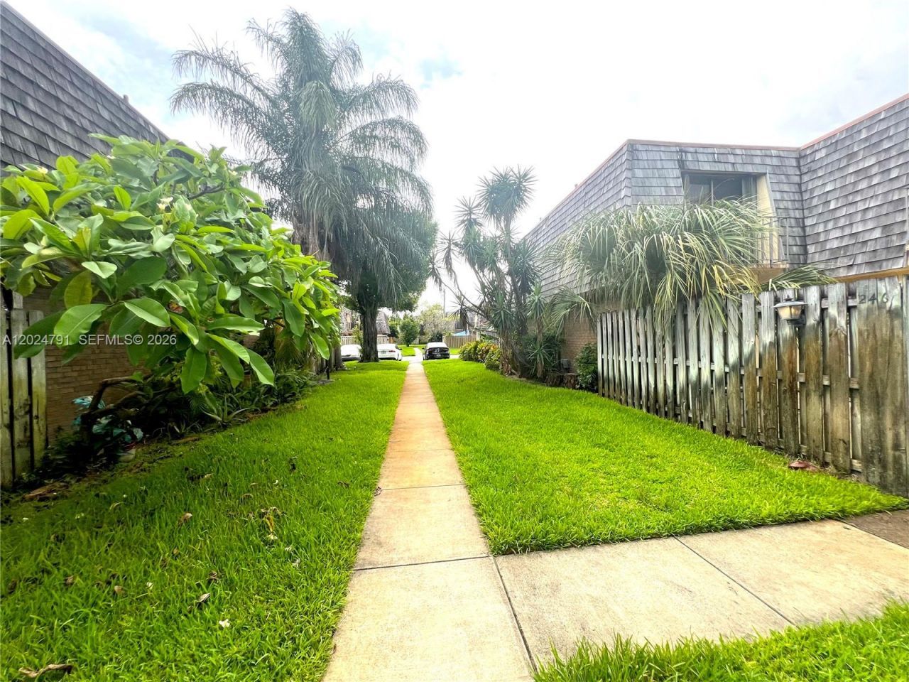 246 Woodland Rd , Unit 246, Palm Springs, FL 33461 Photo