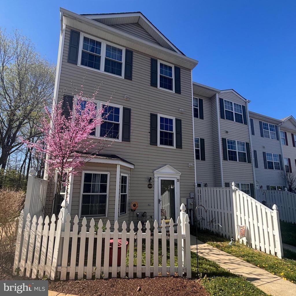 20 F Ironstone, Unit 20 F, Annapolis, MD 21403 Main Photo