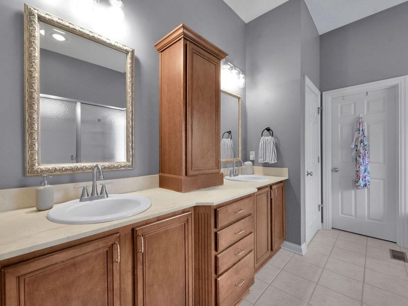 606 Matthews Brook Lane, Powell, OH 43065 Photo 24