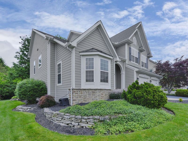 606 Matthews Brook Lane, Powell, OH 43065 Photo 3