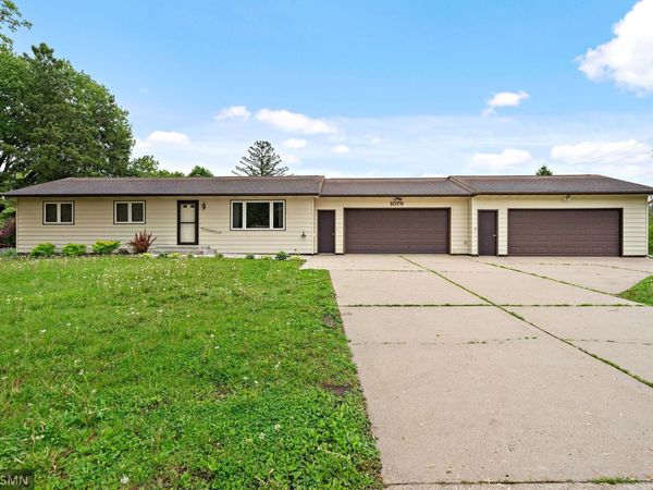 1079 Birch Avenue , Red Wing, MN 55066