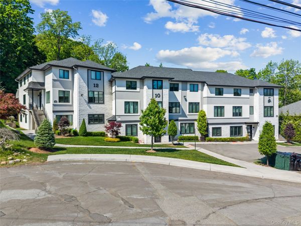 12 Hopal Lane, Monsey, NY 10952