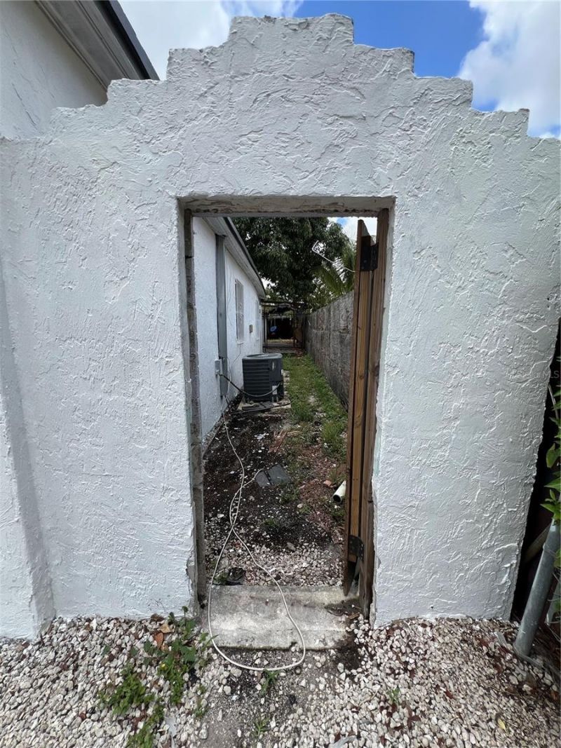 845 NW 130th Street, North Miami, FL 33168 Photo