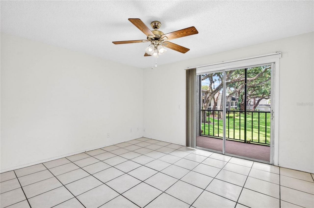 14452 Reuter Strasse, Unit 710, Tampa, FL 33613 Photo