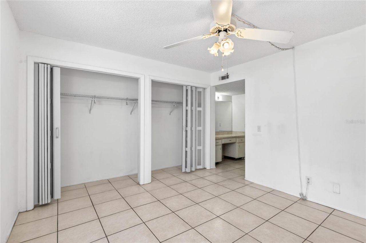 14452 Reuter Strasse, Unit 710, Tampa, FL 33613 Photo