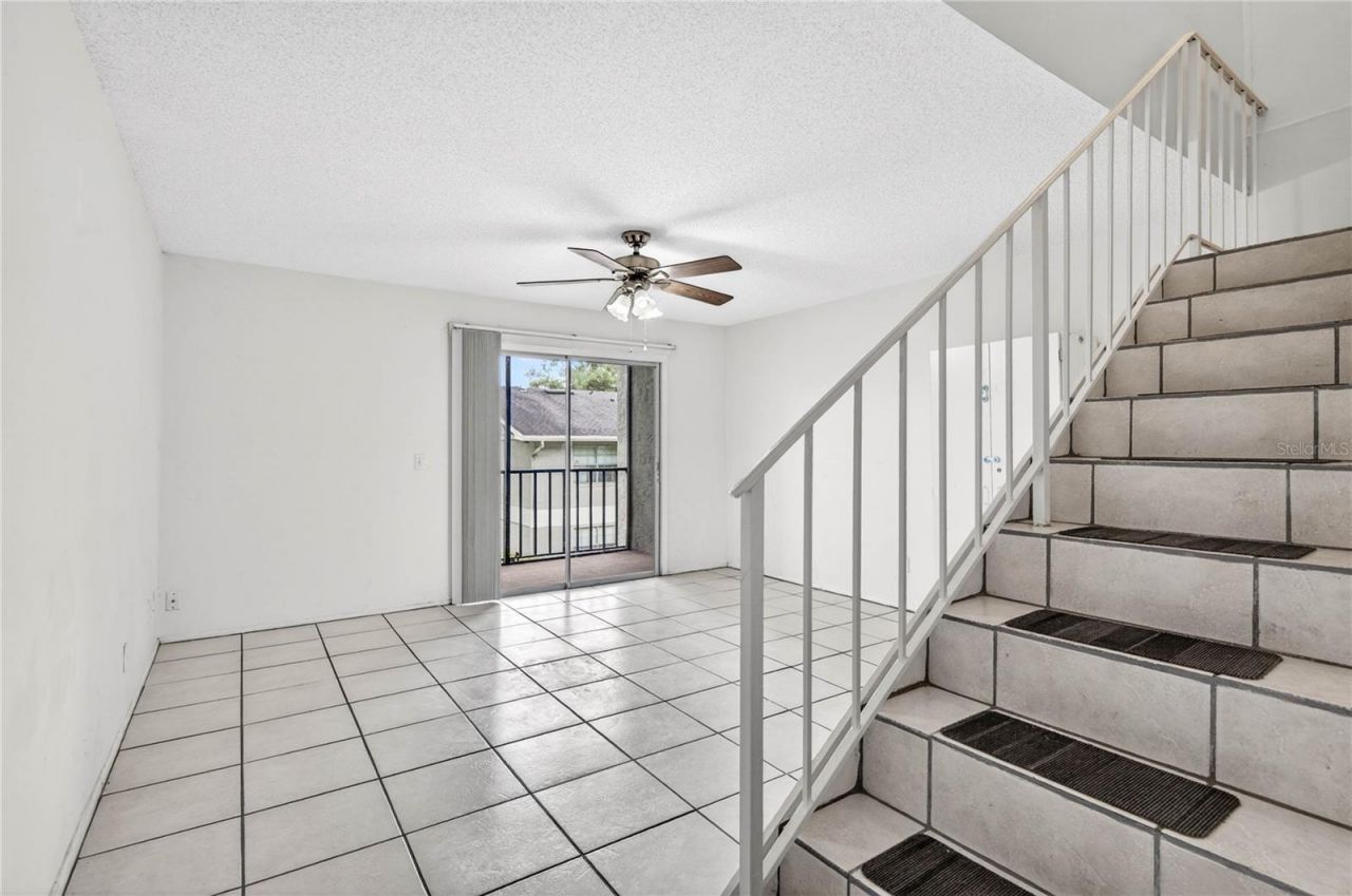 14452 Reuter Strasse, Unit 710, Tampa, FL 33613 Photo