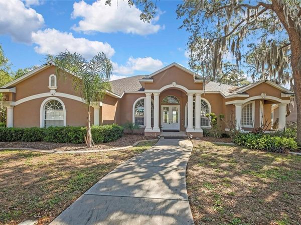 300 HAMPSHIRE AVENUE , SPRING HILL, FL 34606