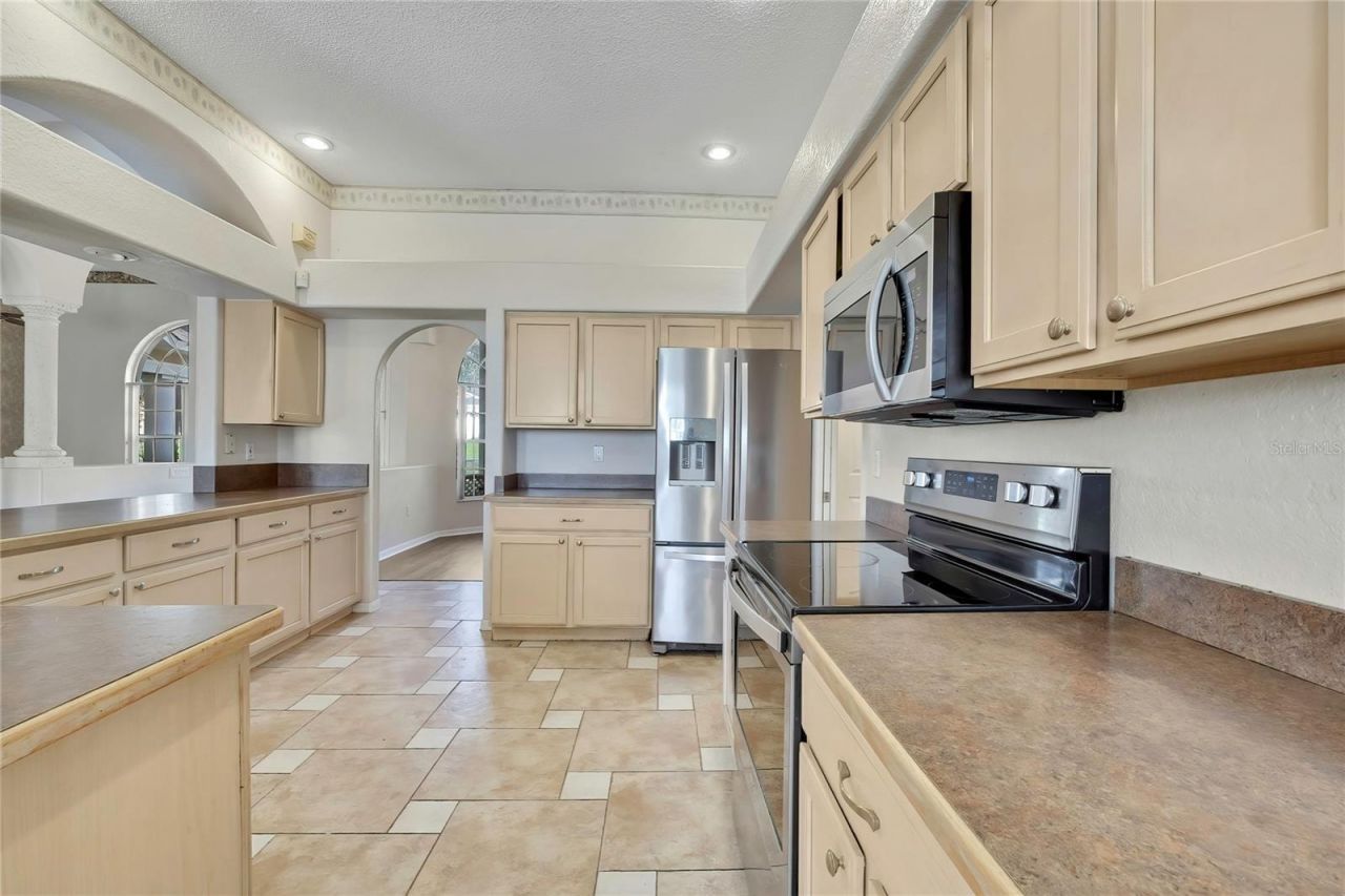 300 Hampshire Avenue, Spring Hill, FL 34606 Photo