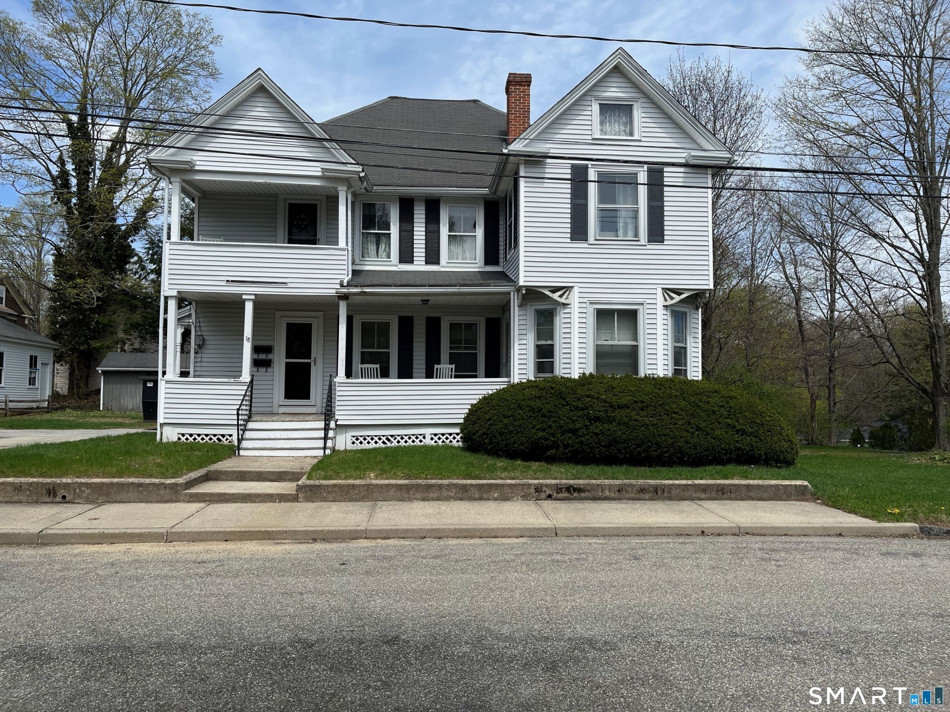 18 Addison, Putnam, CT 06260 Main Photo