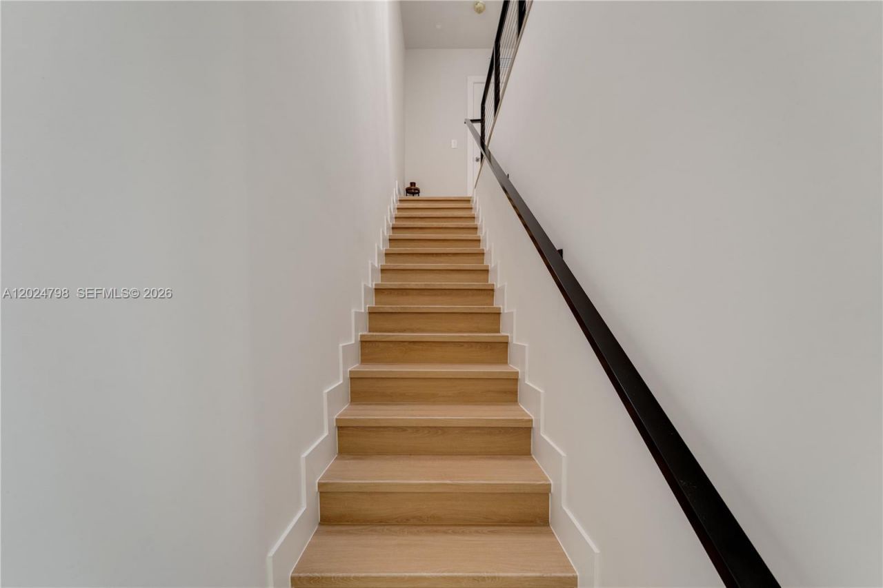 1917 NW 17 St , Unit A, Miami, FL 33125 Photo