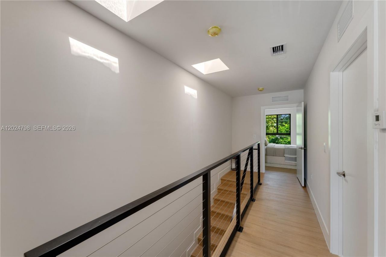 1917 NW 17 St , Unit A, Miami, FL 33125 Photo