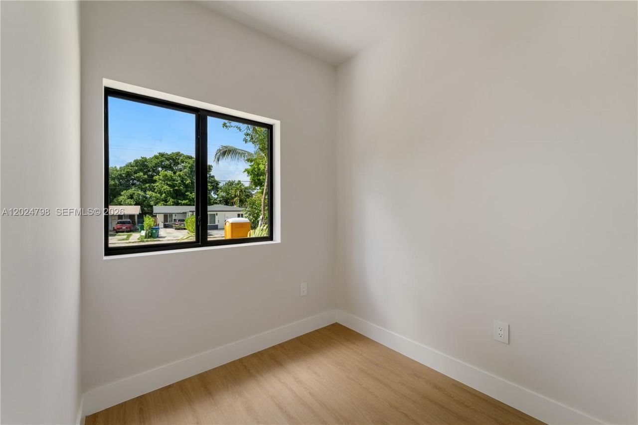 1917 NW 17 St , Unit A, Miami, FL 33125 Photo