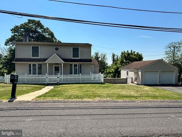 4547 HILLSIDE AVENUE , BENSALEM, PA 19020