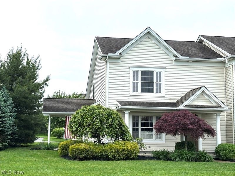 12 Cambridge Glen, Columbiana, OH 44408 Photo 1