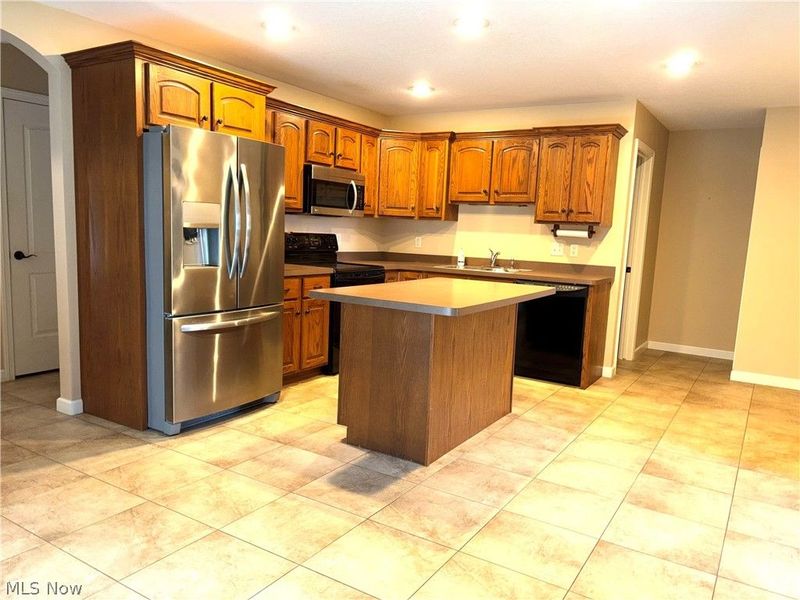 12 Cambridge Glen, Columbiana, OH 44408 Photo 11