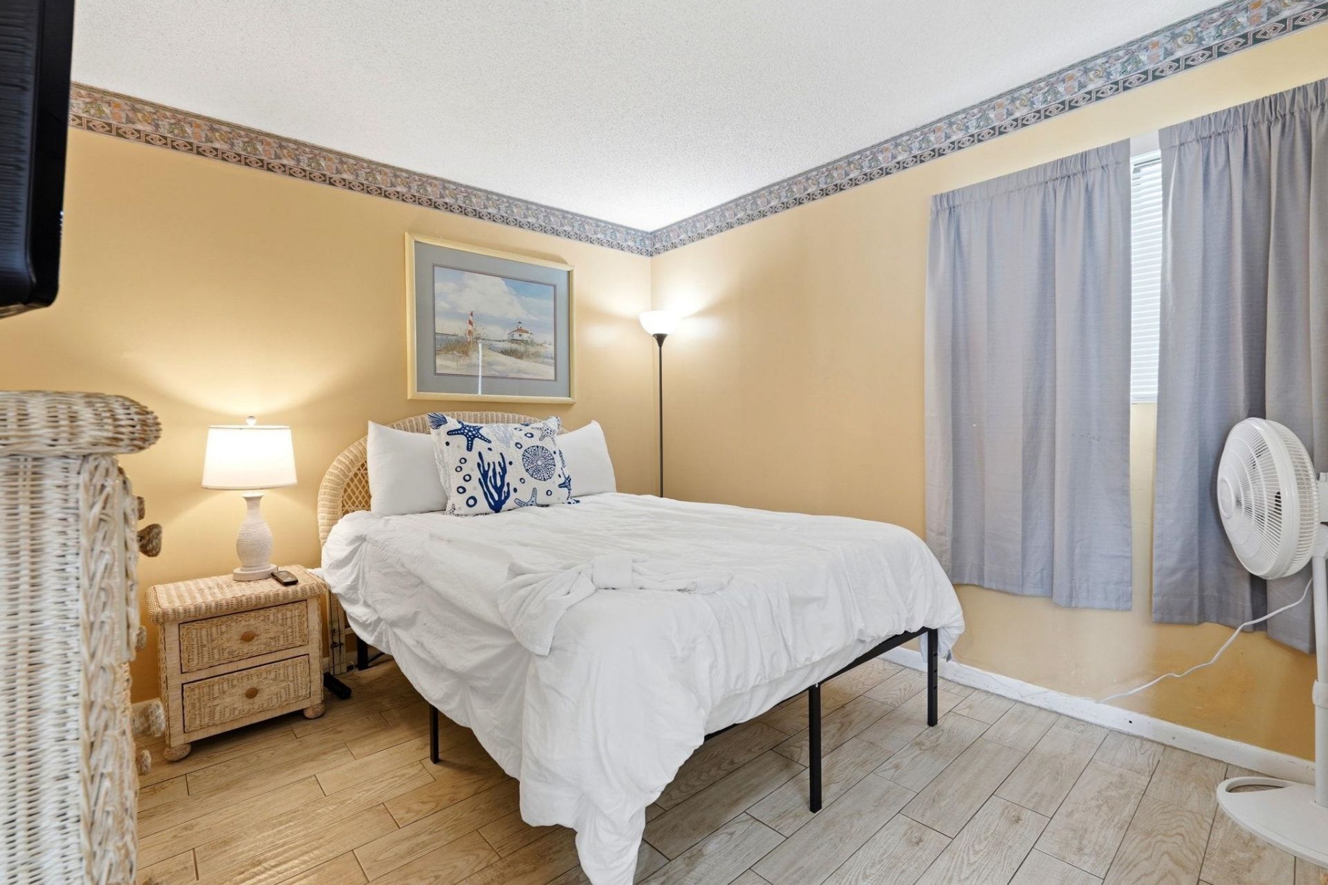 9400 Shore Dr.  Photo 27