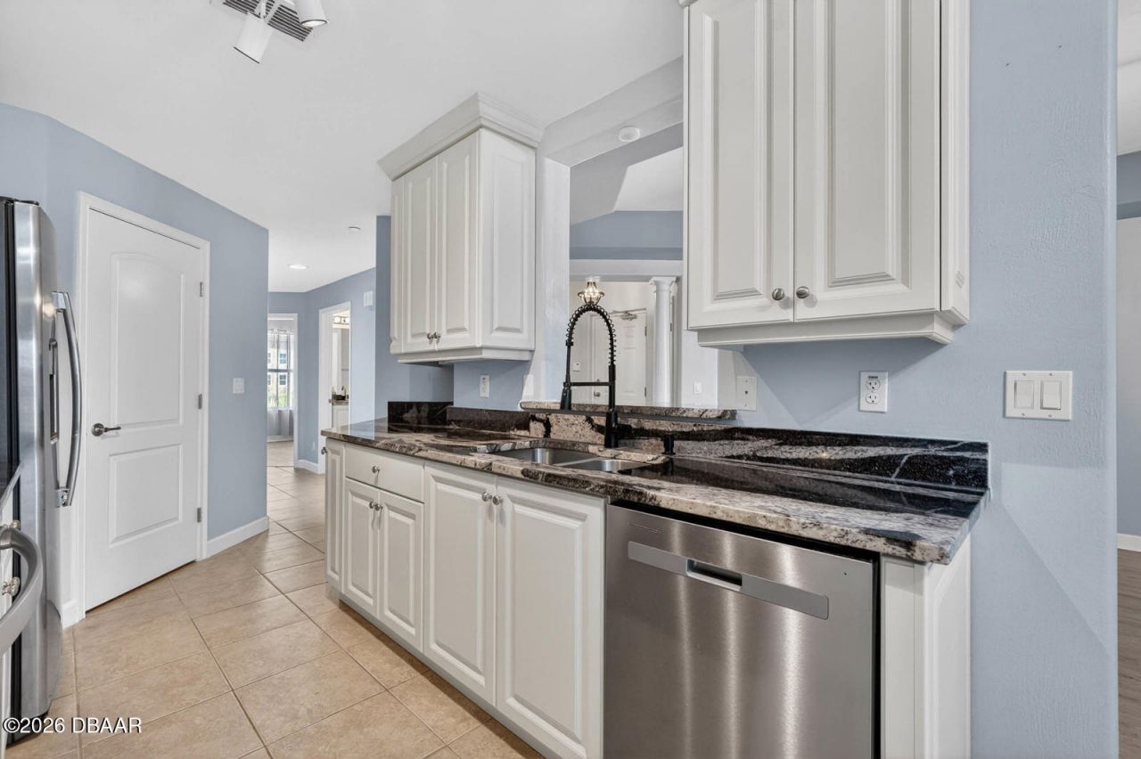 424 Luna Bella Lane, Unit 330, New Smyrna Beach, FL 32168 Photo
