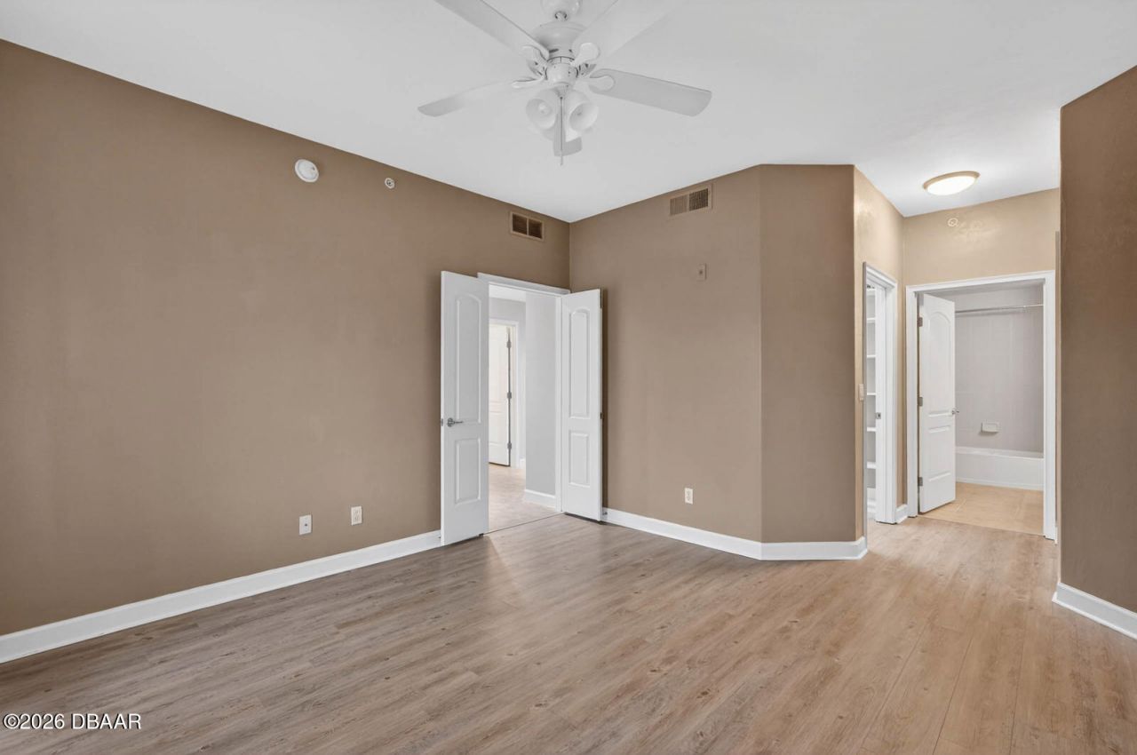424 Luna Bella Lane, Unit 330, New Smyrna Beach, FL 32168 Photo