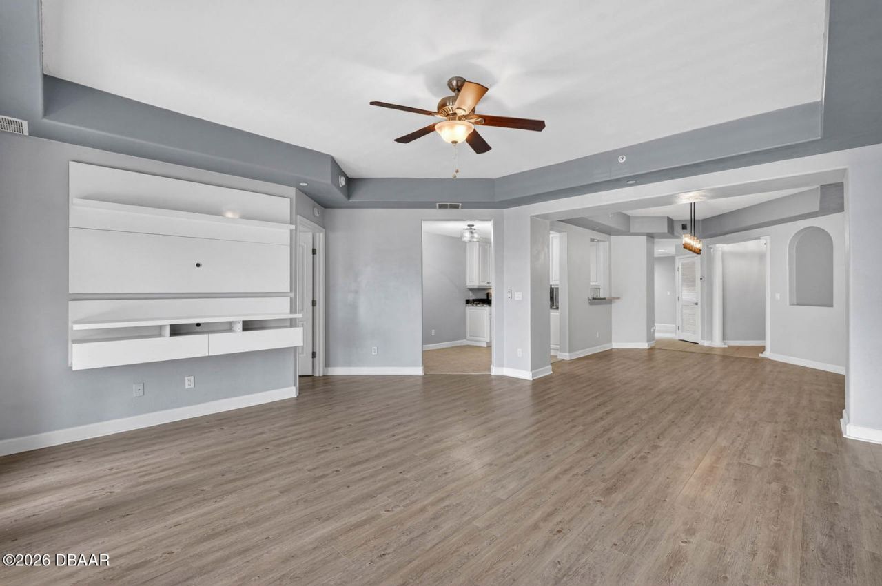 424 Luna Bella Lane, Unit 330, New Smyrna Beach, FL 32168 Photo