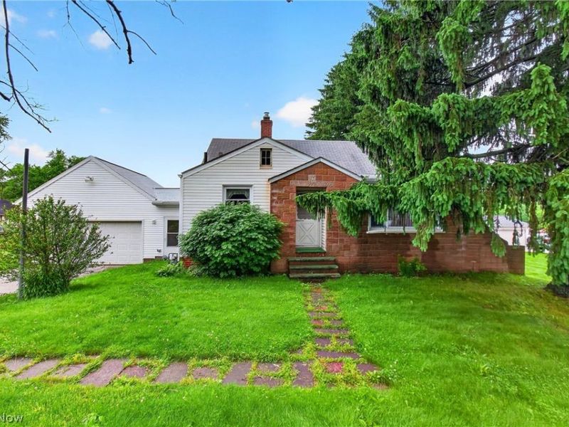 1035 Genoa Avenue SW, Massillon, OH 44646 Photo 1