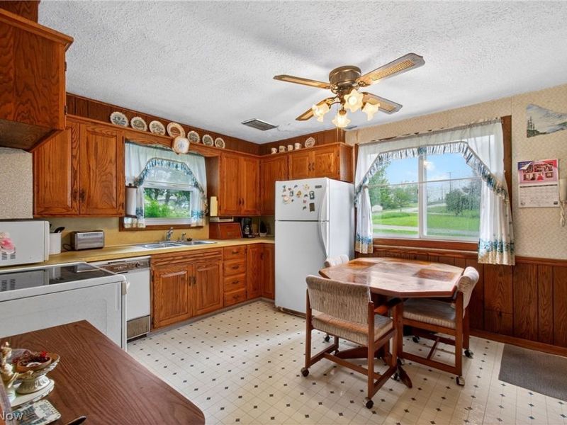 1035 Genoa Avenue SW, Massillon, OH 44646 Photo 8