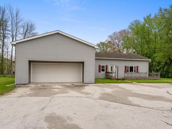 5001 CTH CR -, Newton, WI 54220