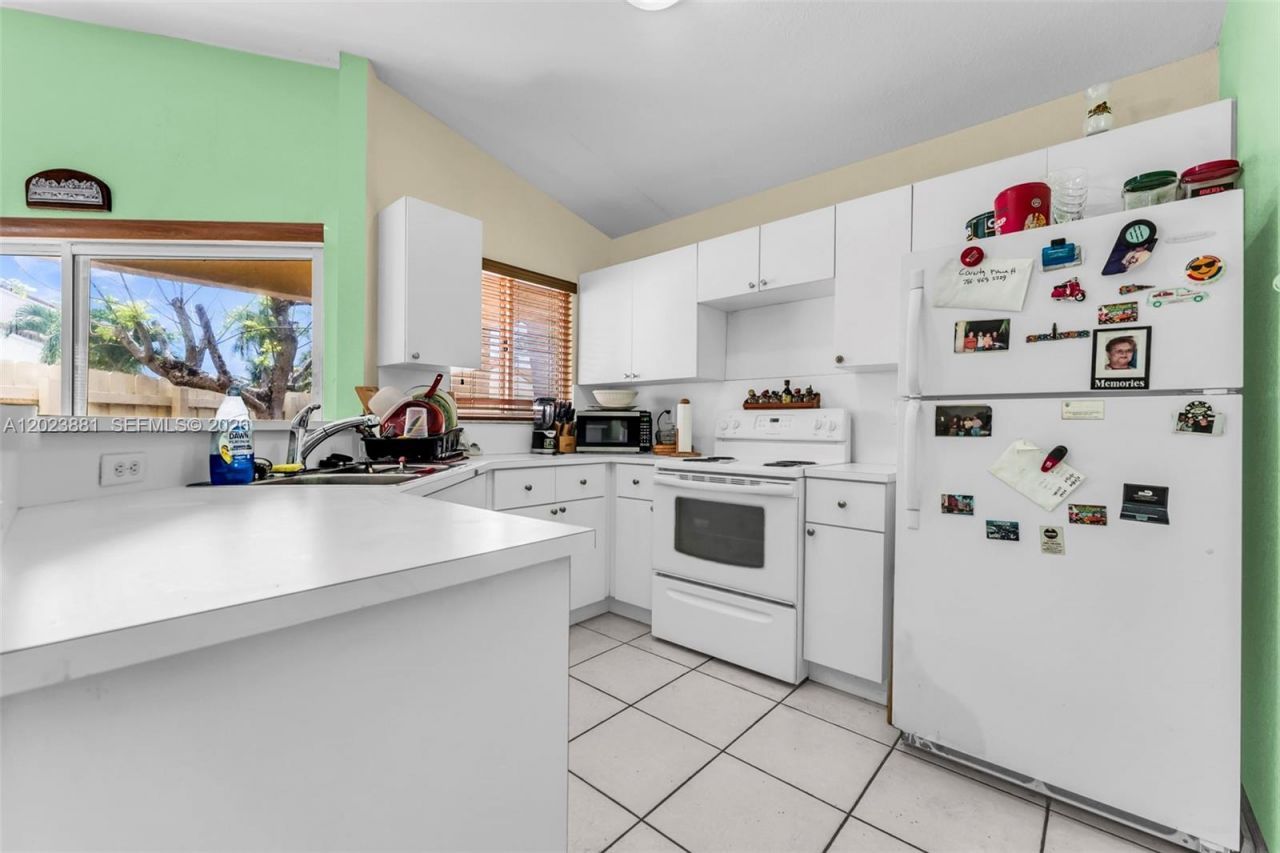 3400 San Remo Cir , Homestead, FL 33035 Photo