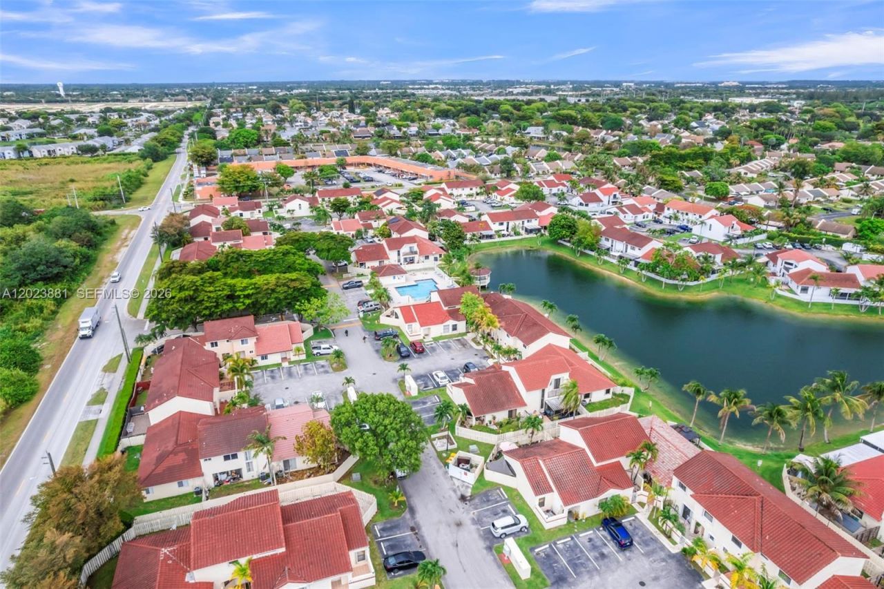 3400 San Remo Cir , Homestead, FL 33035 Photo